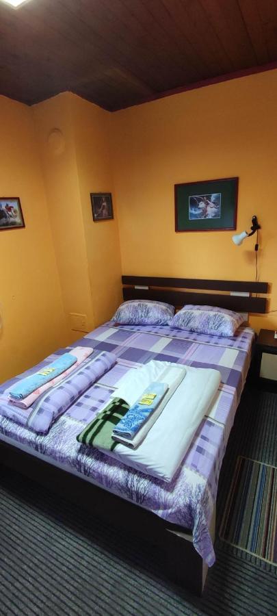Стаи За Гости Ореха Троян Private Rooms Oreha Exterior photo